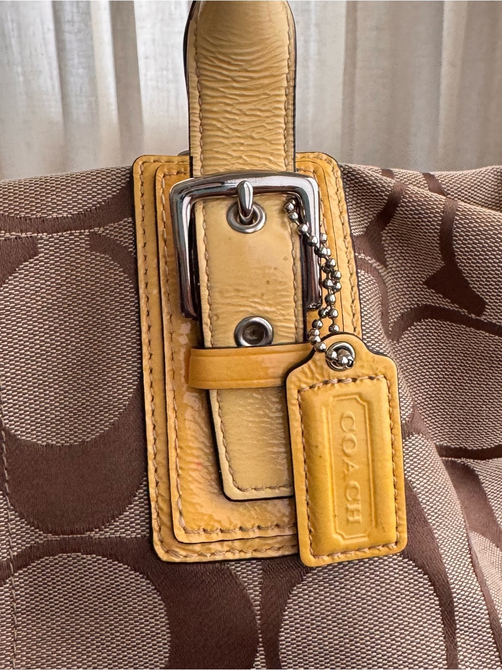 Y2K Coach brown and yellow monogram handbag with buckle accents - Picture 4 of 8